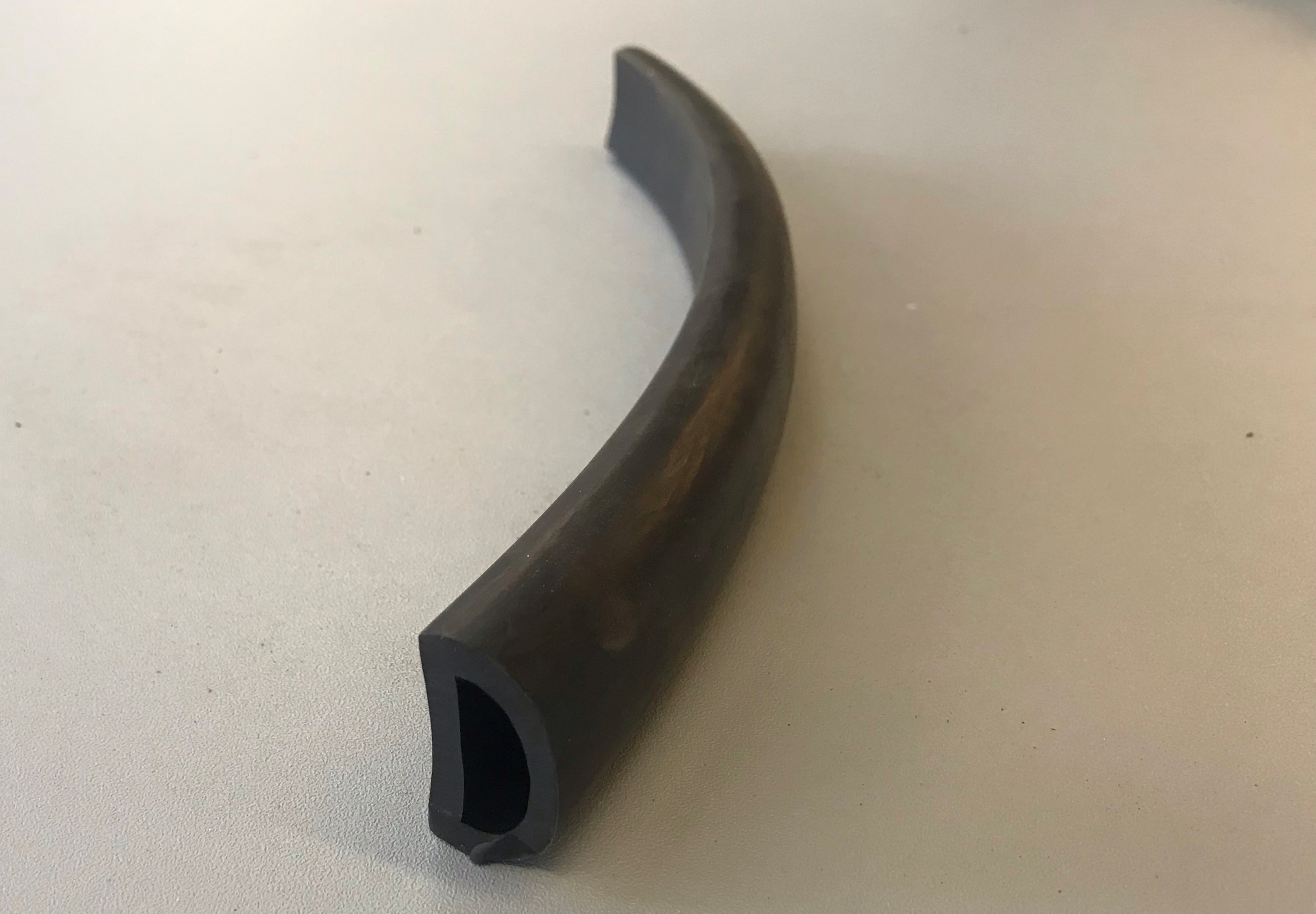 D-tube fender